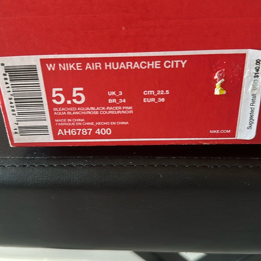 Nike air huarache city size 5.5